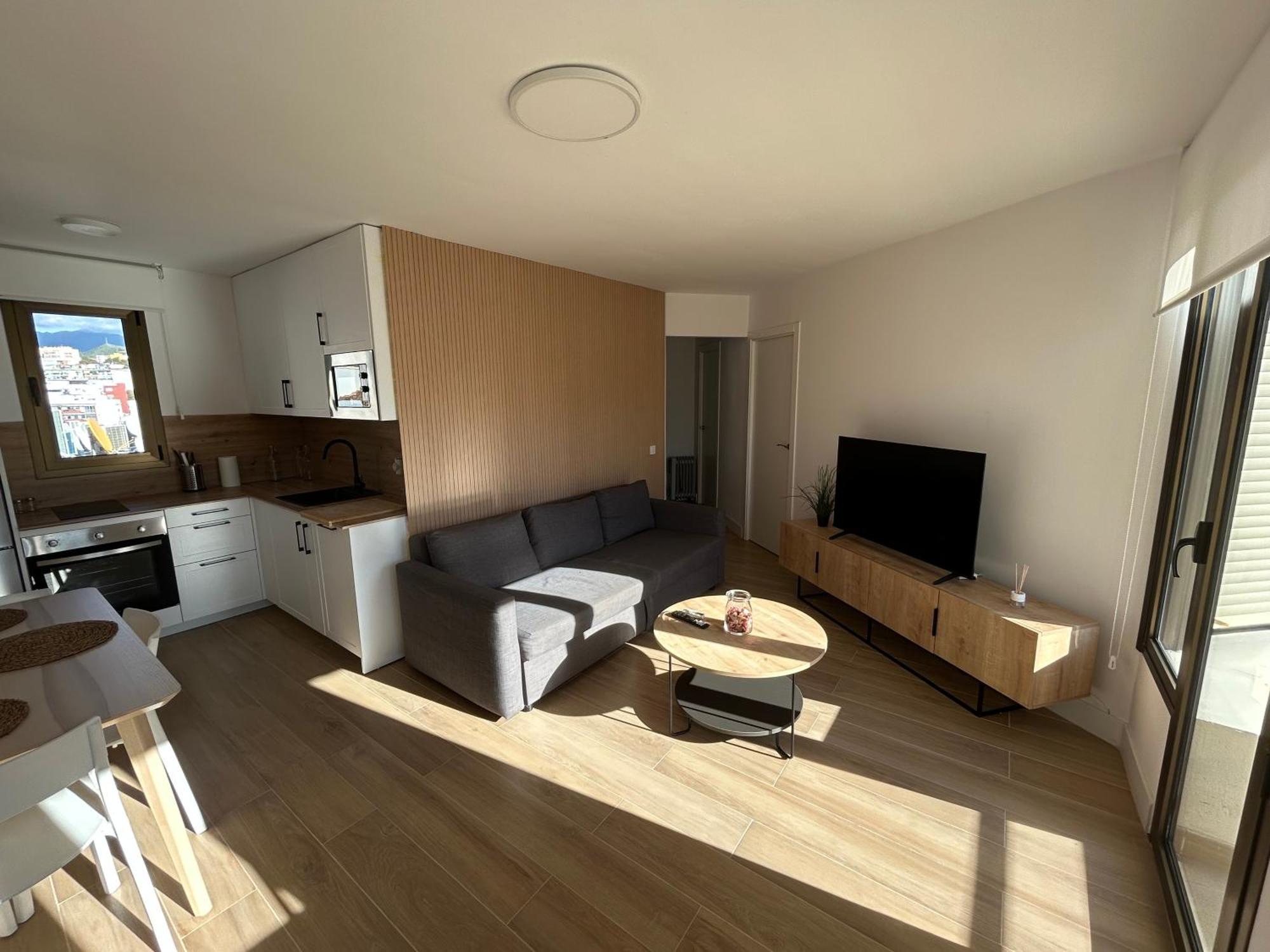 Apartment Coverlin *